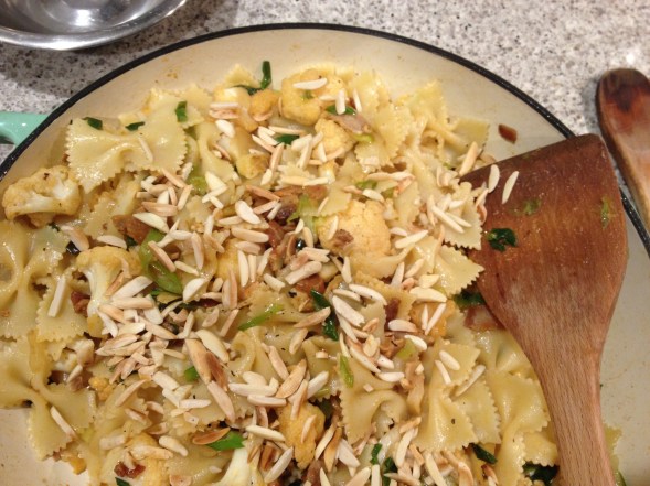 smoky cauliflower and bacon pasta