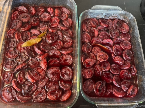 roasted plums