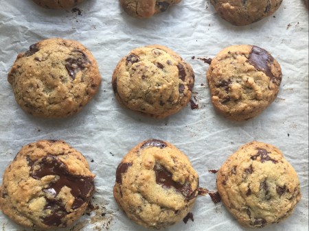 chocolate chip cookies