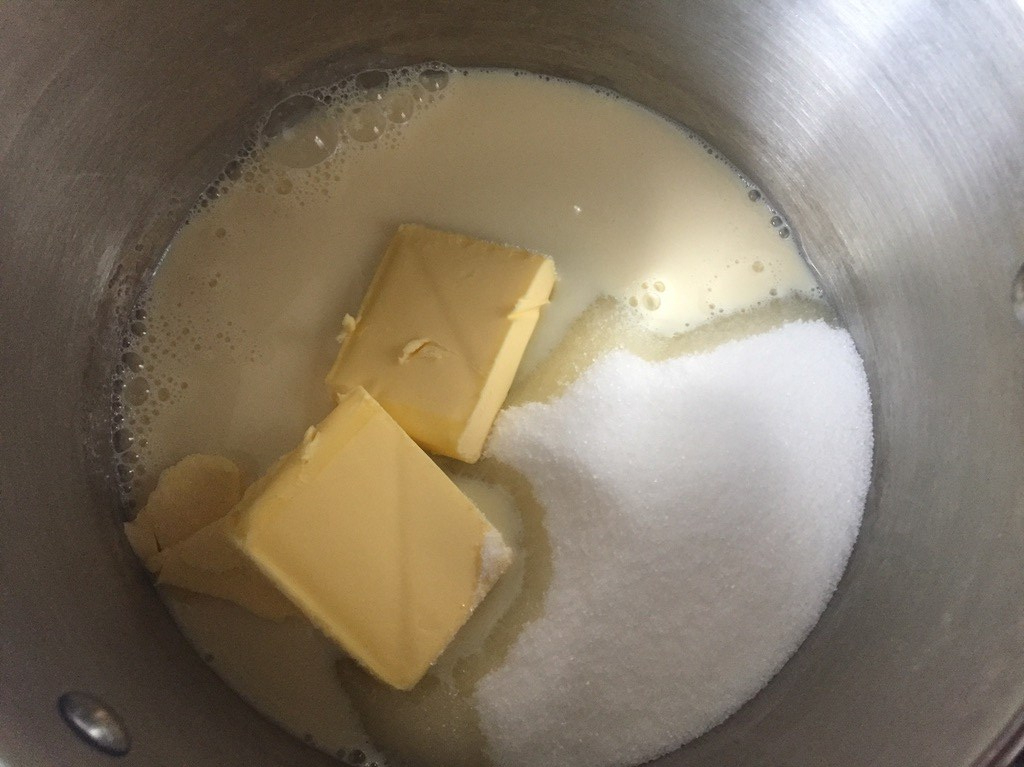 combine eggnog, butter and sugar