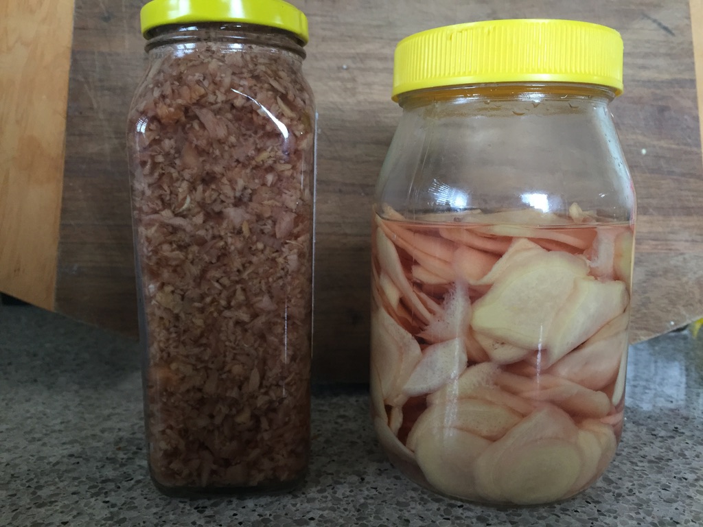 sushi ginger (gari) and red pickled ginger (beni shoga)